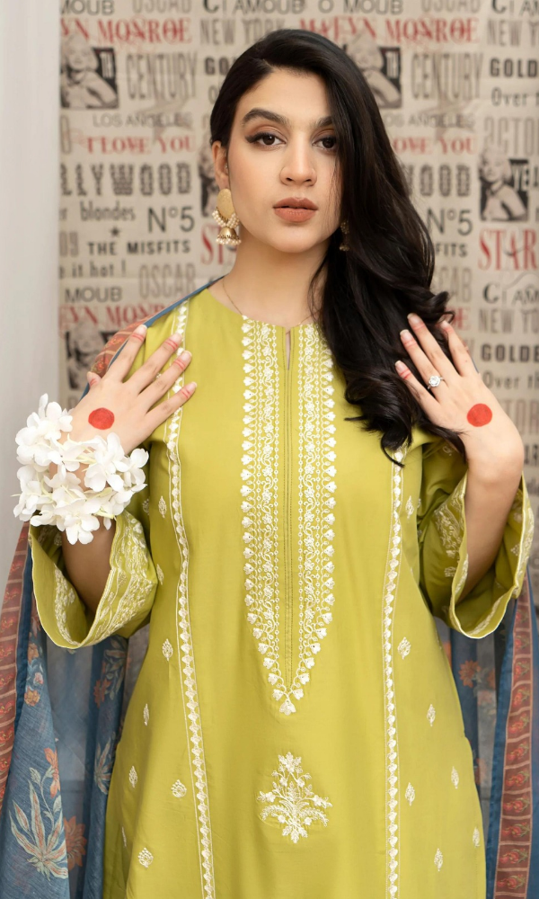 URGE - 3PC Embroidered Lawn Suit - Code 2344