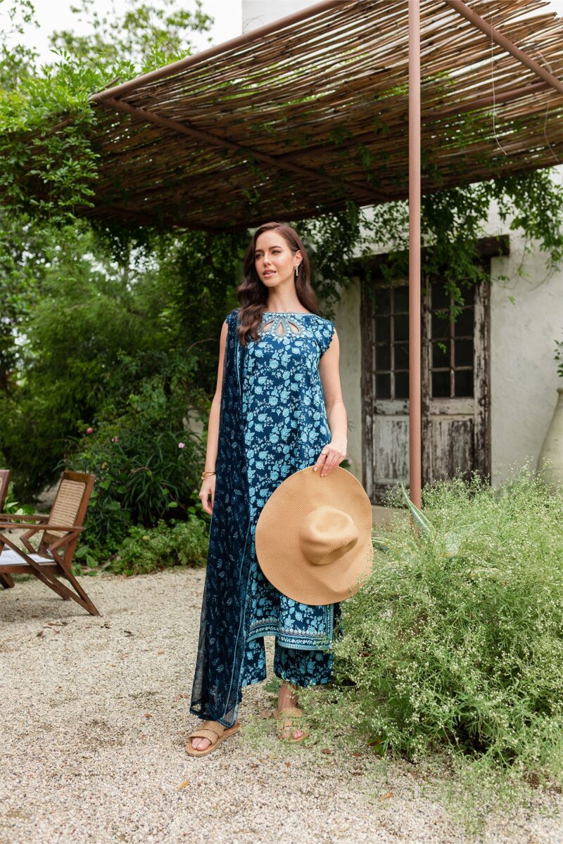 Design Your Dream Eid Outfit with Our Printed Luxury Unstitched Fabrics | NEL-23628