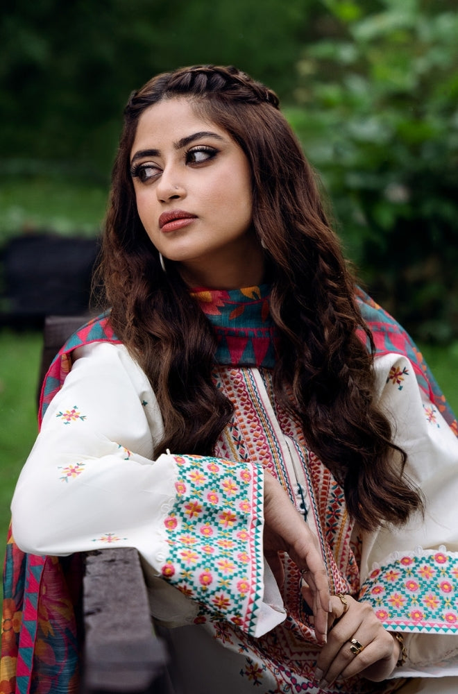 Sapphire - 3 PC Unstitched Lawn Embroidered Shirt with Printed Shawl and Trouser