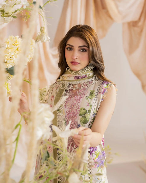 Kinza Hashmi - Blend floral Shirt, Trouser and Dupatta set | 40% OFF