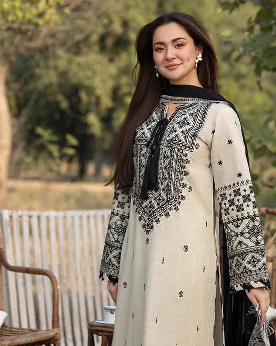 Lawn-3PC Embroidered Shirt with Bamber Embroidered Dupatta-TK1354