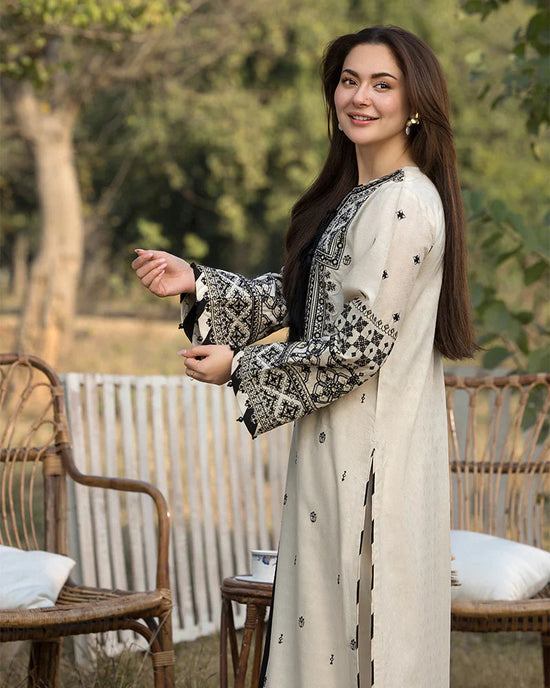 Lawn-3PC Embroidered Shirt with Bamber Embroidered Dupatta-TK1354