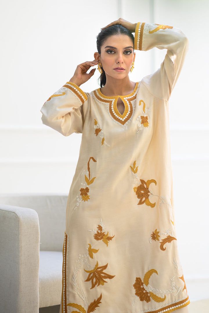 URGE/BATIK 2pc Wedding Summer Collection&nbsp; Code:1004