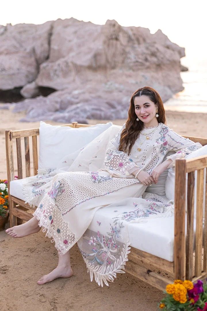 Qalamkar SELIN Chikankari Luxury Embroidered Lawn 3 Piece Dress - 0841